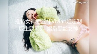 超乖女友！吸舔含做足還怕男友不夠爽...主動問「還是我幫你乳交」只好幹滿回報｜