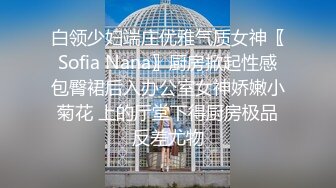  绿帽老公酒店找单男一起伺候丰满的老婆