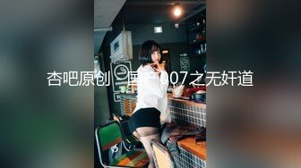 专注人前露出与路人同框美腿女神GI9ZA视图集，公园超市广场哪人多往哪去和老登一起锻炼 (6)