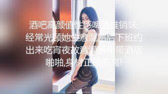 漂亮妹子上班时被拉到消防楼梯吃鸡吞精 外面人声嘈杂 貌似美眉表情有点不愿意